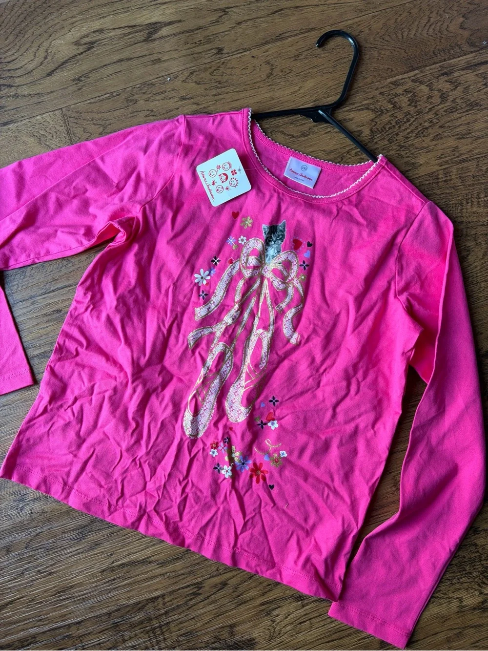 Hanna Andersson Hot Pink Long-Sleeve Tee with Ballet Slipper with Cat Graphic 12